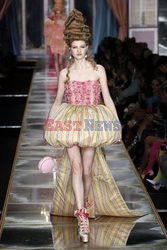 Moschino LB