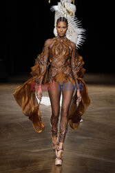 Iris Van Herpen LB