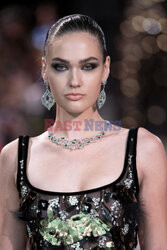 Naeem Khan beauty