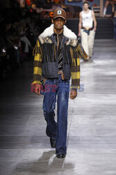 Dsquared LB