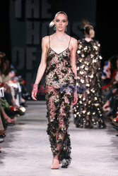 Naeem Khan LB