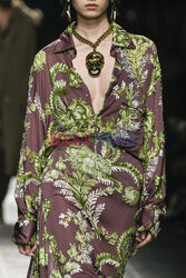 Etro details