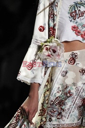 Anna Sui details