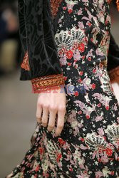 Anna Sui details