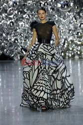 Naeem Khan LB