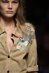 Blumarine details