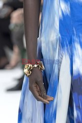 Carolina Herrera details detale