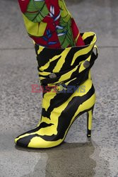 Jeremy Scott details detale