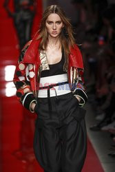 DSQUARED2