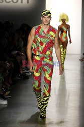 Jeremy Scott LB