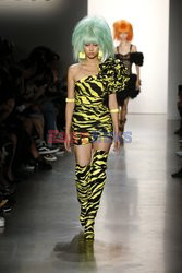 Jeremy Scott LB