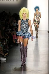 Jeremy Scott LB