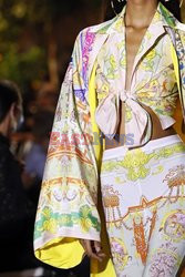 Etro details