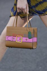 Coach detail