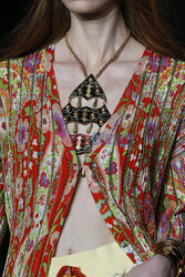 Etro details