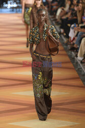 Etro LB