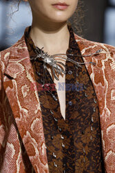 Dries van Noten details detale