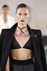 Elisabetta  Franchi details detale