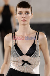 Elisabetta  Franchi details detale