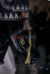 Valentino details detale